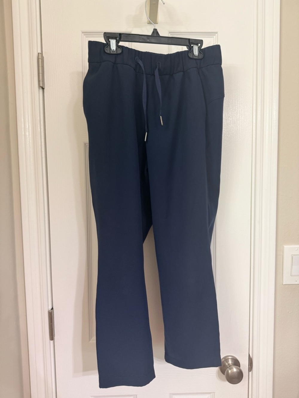 Lululemon on the fly woven pant 23”
